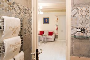 Faces Art Suites