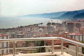 Royal Inn Seza Residence