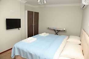 Royal Inn Seza Residence