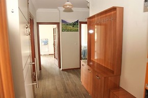 Royal Inn Seza Residence