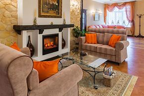 Garmonia Hotel