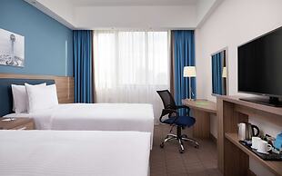 Hampton by Hilton Astana Triumphal Arch