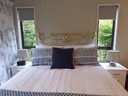 Riverstone House