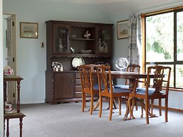 Riverstone House