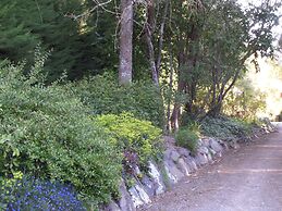 Riverstone House