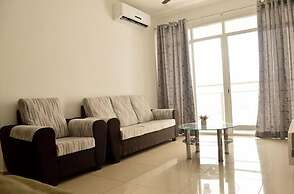 Summertime Arena Suite 1