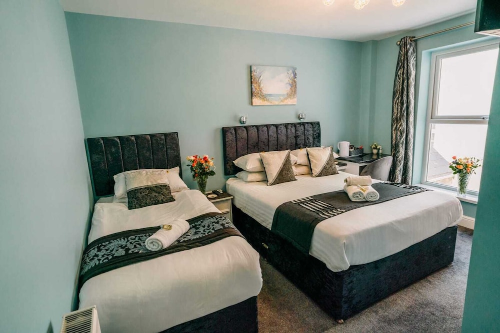 OYO Minerva Guesthouse