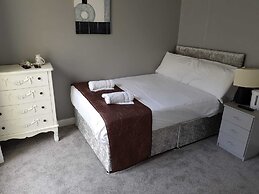 OYO Minerva Guesthouse