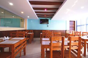 Everest Holiday Inn