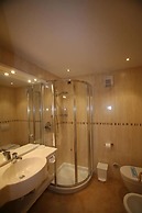 Hotel Cristina