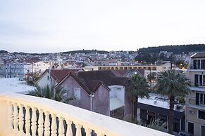 The Alley Hotel