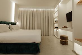 The Alley Hotel