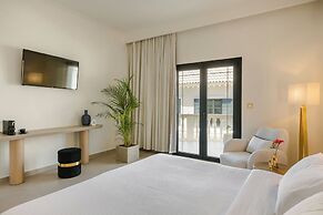 The Alley Hotel