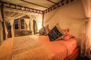 Rumah Nyaman Villa
