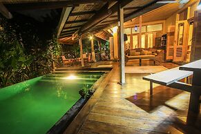 Rumah Nyaman Villa