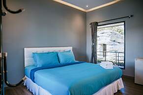 Mossview Resort