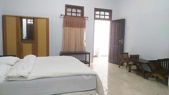 Avicenna Hotel