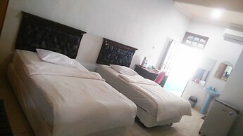 Avicenna Hotel