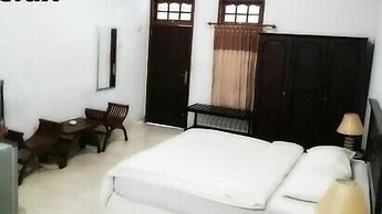 Avicenna Hotel