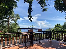 Majestic Sea View Resort