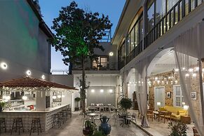 Delight Deluxe Hotel
