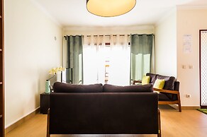 Lodge Residence by Vila Palmeira