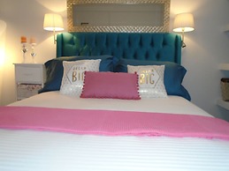 Machi Rooms