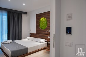 B&B Rakel Home