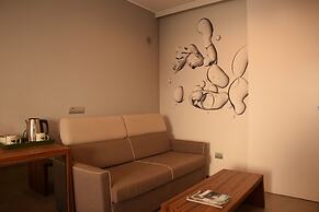B&B Rakel Home