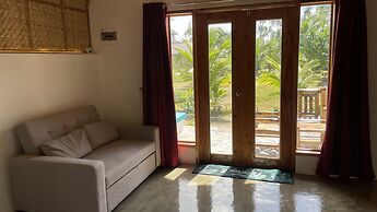Footprints Beach Resort