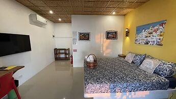 Footprints Beach Resort