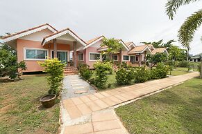 OYO 949 Sansuk Resort Paknampran