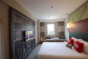 ibis Ya'an Langqiao