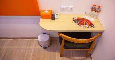 Front One Budget Muntilan