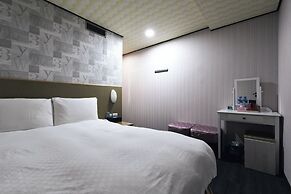 Sofu Hotel