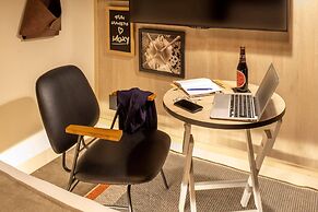 Moxy Osaka Honmachi