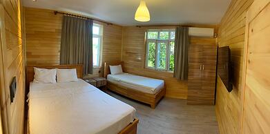 Lemon Garden Lodge