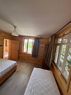 Lemon Garden Lodge
