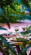 Lemon Garden Lodge