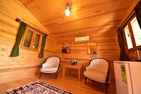 Lemon Garden Lodge