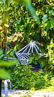 Lemon Garden Lodge