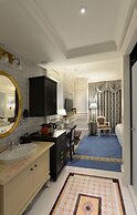 Golden Tulip RS Boutique Hotel