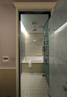 Golden Tulip RS Boutique Hotel