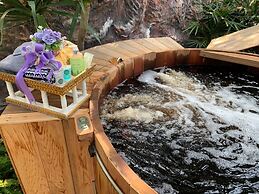 Baan Pingkan Wellness Resort