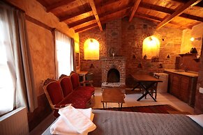 Kayserkaya Cottages & Camping