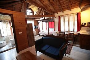 Kayserkaya Cottages & Camping