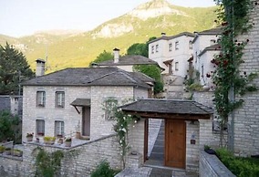 Artsistas Houses