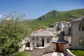 Artsistas Houses