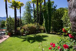 Aparthotel al Lago