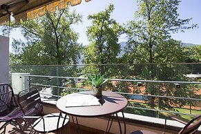 Aparthotel al Lago